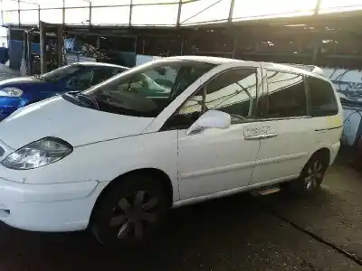 Veículo de Sucata citroen c8 2.2 hdi exclusive do ano 2006 alimentado 4hw