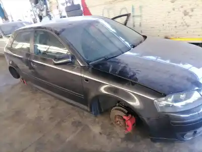 Veículo de Sucata audi a3 (8p) 2.0 fsi ambiente do ano 2003 alimentado axw