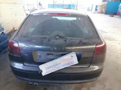 Veículo de Sucata audi a3 (8p) 2.0 fsi ambiente do ano 2003 alimentado axw