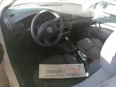 Scrapping Vehicle skoda superb (3u4) classic of the year 2005 powered awx