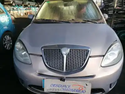Veicolo di demolizione LANCIA YPSILON (101) 1.4 16V Platino dell'anno 2007 alimentato 843A1000