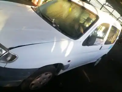 Veículo de Sucata citroen berlingo 1.9 d multispace do ano 1997 alimentado d9b