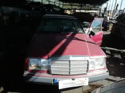 Veicolo di demolizione mercedes                                           clase e (w124) berlina                                                                                                                                                                                                                                     *                                                                                                                                                                                                                                                          dell'anno 1999 alimentato 