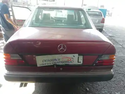 Veicolo di demolizione mercedes                                           clase e (w124) berlina                                                                                                                                                                                                                                     *                                                                                                                                                                                                                                                          dell'anno 1999 alimentato 