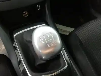 Veicolo di demolizione peugeot 308 access dell'anno 2018 alimentato hn05