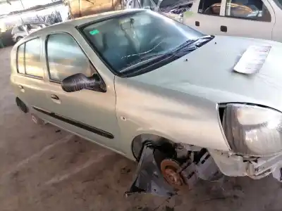 Scrapping Vehicle renault   of the year 2003 powered k9k a7