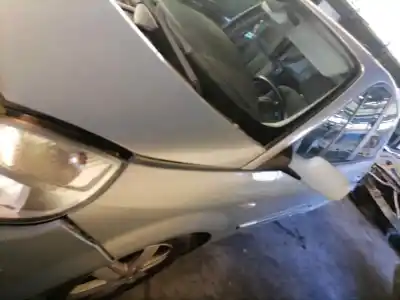 Veículo de Sucata renault scenic ii confort expression do ano 2005 alimentado f9q d8