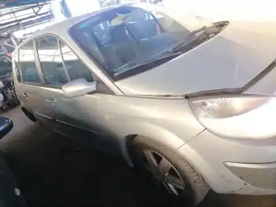 Veículo de Sucata renault scenic ii confort expression do ano 2005 alimentado f9q d8