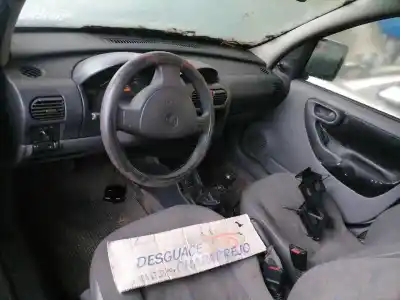 Veículo de Sucata opel combo familiar do ano 2004 alimentado y17dtl