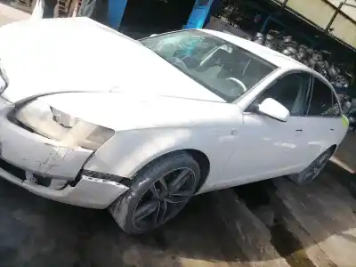 Veículo de Sucata audi a6 berlina (4f2) 2.4 do ano 2006 alimentado bdw