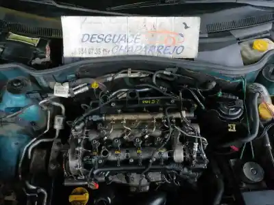 Veicolo di demolizione opel corsa c blue line dell'anno 2004 alimentato z13dt