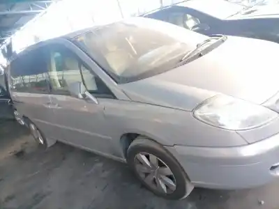 Veículo de Sucata citroen c8 2.0 hdi sx do ano 2005 alimentado rhw