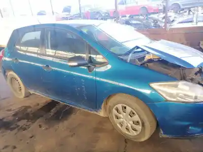 Veículo de Sucata toyota auris luna+ do ano 2010 alimentado 1nd