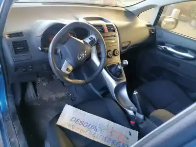 Veículo de Sucata toyota auris luna+ do ano 2010 alimentado 1nd