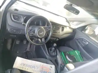 Veículo de Sucata kia carens ( ) basic do ano 2016 alimentado d4fd