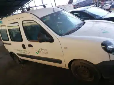 Veículo de Sucata renault   do ano 2007 alimentado sin doc. Veículo de Sucata renault   do ano 2007 alimentado sin doc.