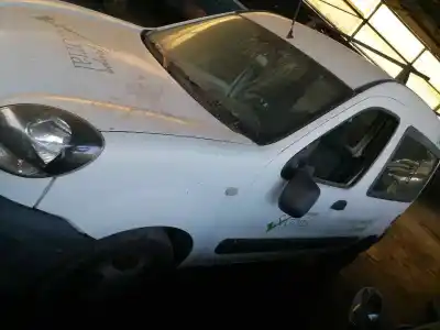 Veículo de Sucata renault   do ano 2007 alimentado sin doc. Veículo de Sucata renault   do ano 2007 alimentado sin doc.