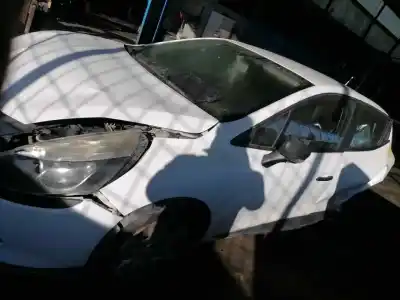 Здавання транспортного засобу renault clio iv life року 2013 потужний k9k c6