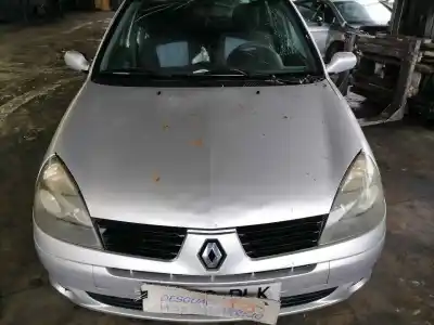 Здавання транспортного засобу RENAULT CLIO II FASE II (B/CB0) Authentique року 2005 потужний K9K A7