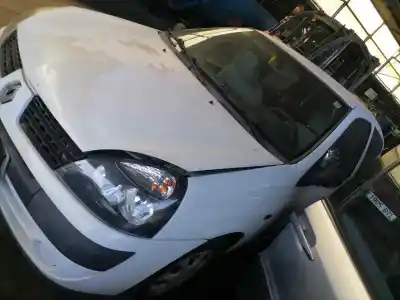 Здавання транспортного засобу renault   року 2002 потужний d7f g7
