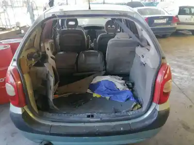 Véhicule à la ferraille citroen                                            xsara picasso                                                                                                                                                                                                                                              2.0 hdi 90 sx top                                                                                                                                                                                                                                          de l'année 2004 alimenté rhy