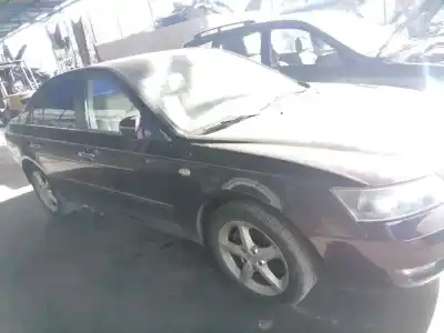 Sloopvoertuig hyundai sonata (nf) 2.0 crdi comfort i van het jaar 2007 aangedreven d4ea