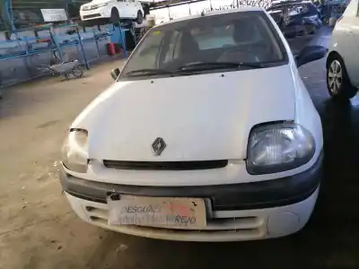 Здавання транспортного засобу RENAULT CLIO II FASE I (B/CBO) 1.9 Diesel року 1999 потужний F8Q