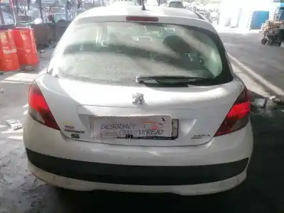 Veículo de Sucata peugeot 207 confort do ano 2013 alimentado 8h01