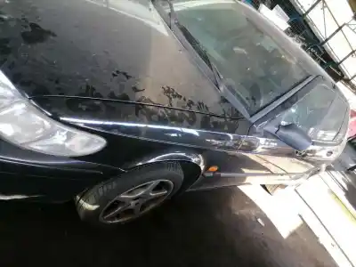 Veicolo di demolizione saab 9-3 berlina 2.2 tid dell'anno 1999 alimentato d223l