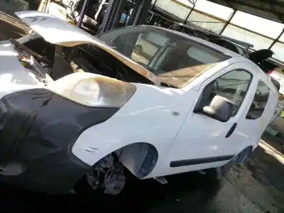 Veicolo di demolizione citroen nemo attraction dell'anno 2011 alimentato fhz