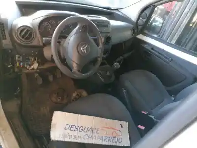 Veicolo di demolizione citroen nemo attraction dell'anno 2011 alimentato fhz