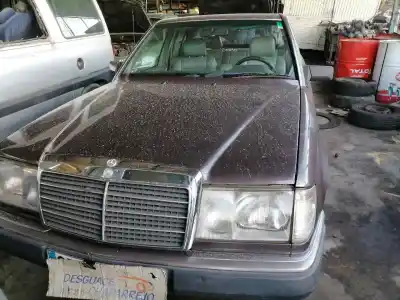 Veículo de Sucata MERCEDES-BENZ CLASE E (W124) FAMILIAR 300 / E 300 TD 4 M (124.393) do ano 1999 alimentado 