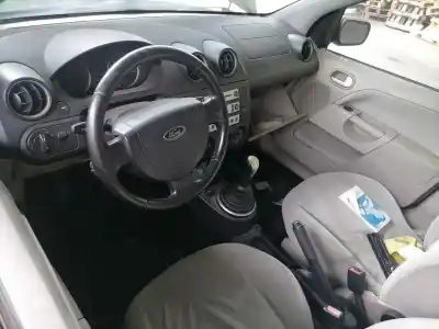 Veículo de Sucata ford fiesta (cbk) ambiente do ano 2005 alimentado f6ja