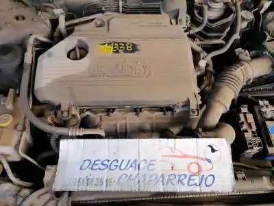 Veículo de Sucata nissan almera (n16/e) acenta do ano 2003 alimentado yd22