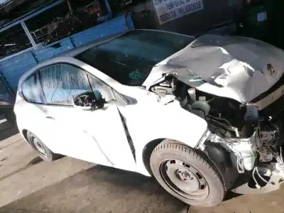 Veículo de Sucata peugeot 208 style do ano 2014 alimentado hm01