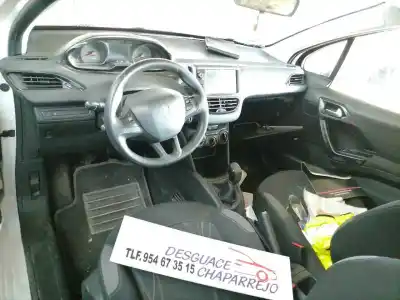 Veículo de Sucata peugeot 208 style do ano 2014 alimentado hm01