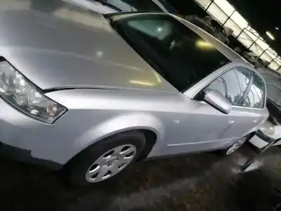 Veículo de Sucata audi a4 berlina (8e) 1.8 20v turbo do ano 2001 alimentado avj