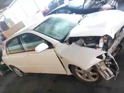 Veículo de Sucata toyota corolla (e12) 2.0 d-4d linea luna berlina do ano 2005 alimentado 1cdftv