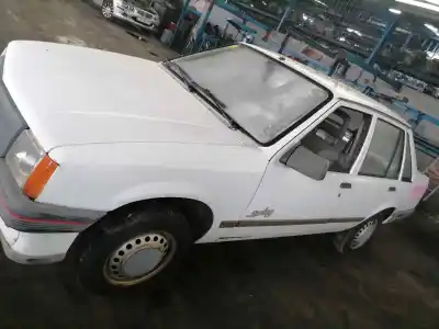 Veículo de Sucata opel corsa a city do ano 1989 alimentado 12s