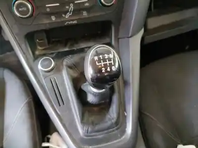 Veículo de Sucata ford focus lim. titanium do ano 2017 alimentado xxda