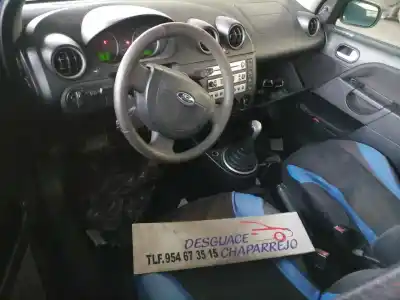 Veículo de Sucata ford fiesta (cbk) ambiente do ano 2004 alimentado f6ja