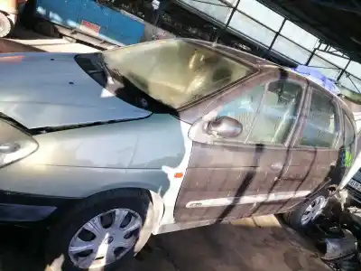 Scrapping Vehicle renault scenic (ja..) 1.6 16v fairway of the year 2001 powered k4m a7