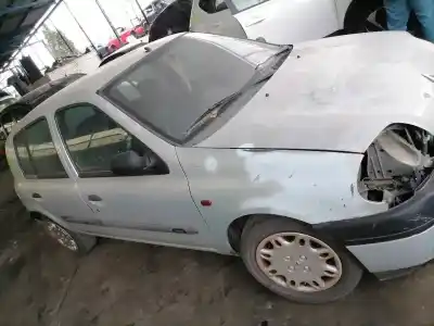 Здавання транспортного засобу renault   року 2000 потужний sin doc.