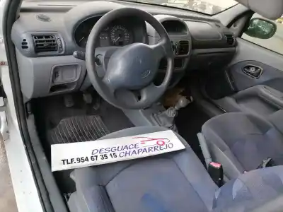 Здавання транспортного засобу renault   року 1999 потужний d7f d7