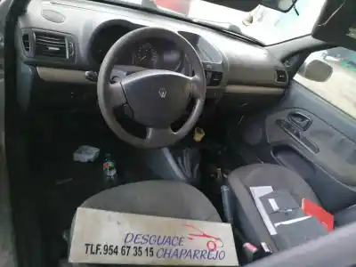 Здавання транспортного засобу renault clio ii fase ii (b/cb0) authentique року 2005 потужний k9k a7