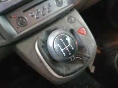 Veículo de Sucata renault scenic ii confort authentique do ano 2005 alimentado k9kd7