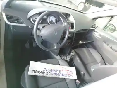 Veículo de Sucata peugeot 207 confort do ano 2010 alimentado kft / kf01