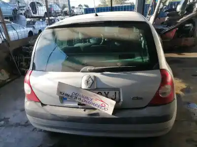 Veículo de Sucata renault   do ano 2004 alimentado k9k b7