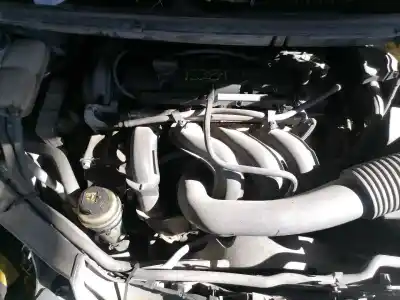 Здавання транспортного засобу ford focus c-max (cap) ambiente (d) року 2004 потужний sin doc.