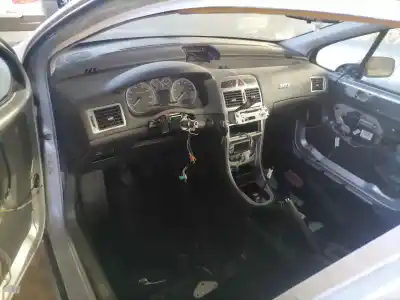 Veículo de Sucata peugeot 307 (s1) xn do ano 2004 alimentado nfu